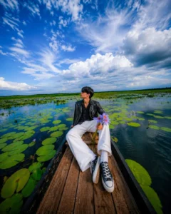 Trending Boat Ai Image Prompt