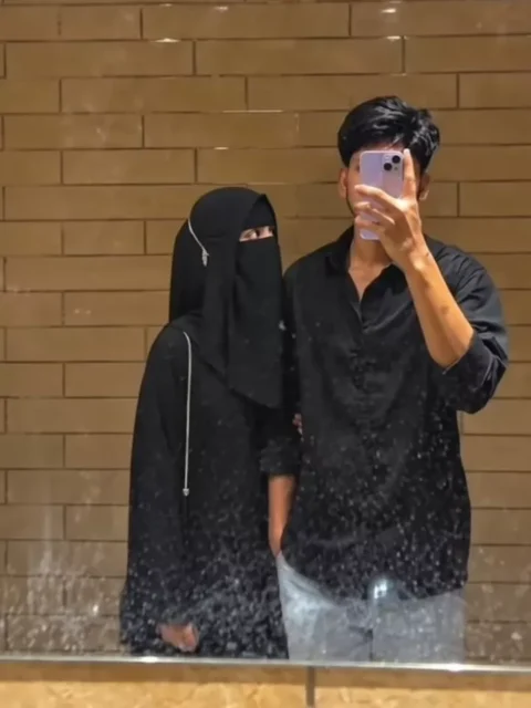 Couple Mirror Ai Video Editing